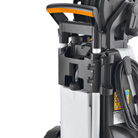 Výklopná nádrž na čistící prostředek