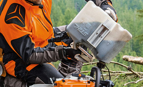 Kanystry a plnící systémy